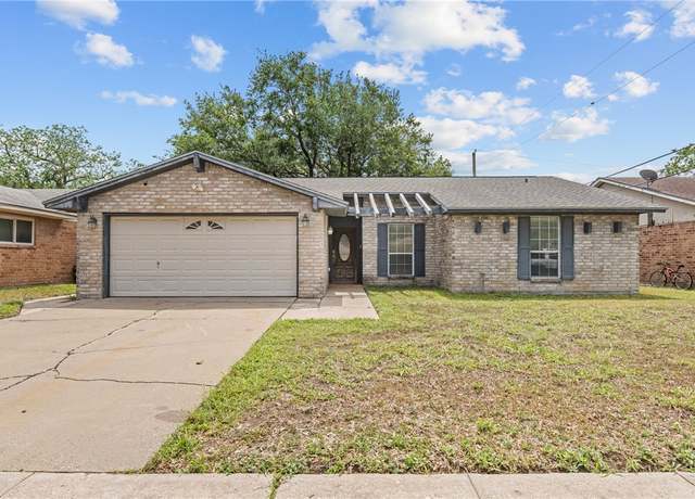 Property at 1910 Cherokee St, Corpus Christi, TX 78409, 3 beds, 2 baths