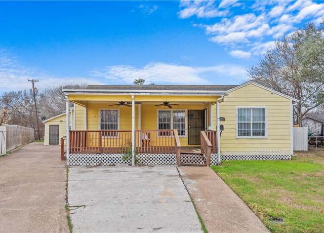 Property at 1541 Clodah Dr, Corpus Christi, TX 78404, 3 beds, 1.5 baths