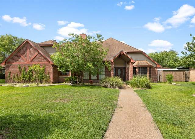Property at 5421 Adair Dr, Corpus Christi, TX 78413, 3 beds, 2.5 baths