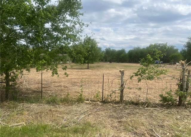 Property at 283 N Shore, Mathis, TX 78368