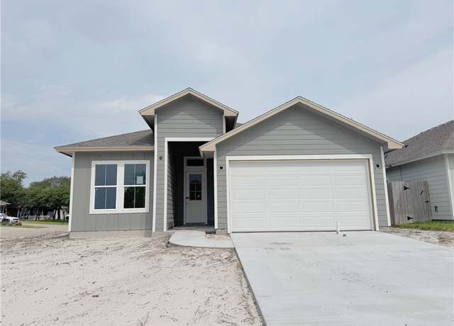 Property at 101 Broad Oak Dr, Rockport, TX 78382, 4 beds, 2 baths
