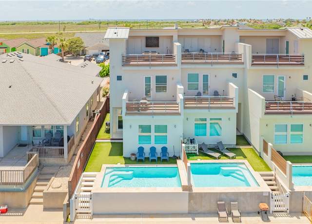 Property at 14410 E Cabana St Unit C, Corpus Christi, TX 78418, 3 beds, 3 baths