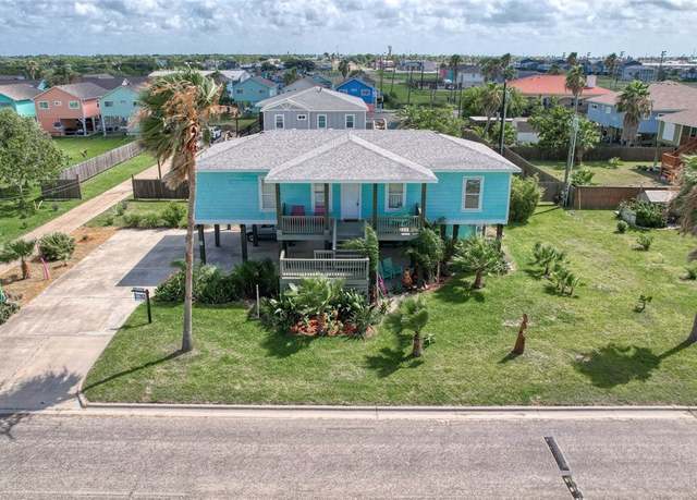 Property at 190 E Johnson Ave, Aransas Pass, TX 78336, 3 beds, 2.5 baths