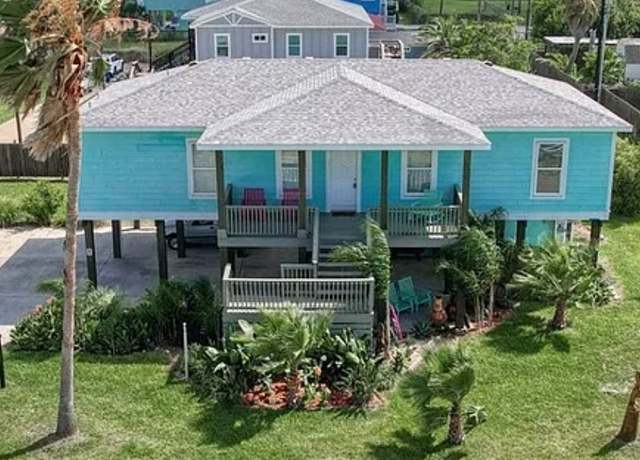 Property at 190 E Johnson Ave, Aransas Pass, TX 78336, 3 beds, 2.5 baths