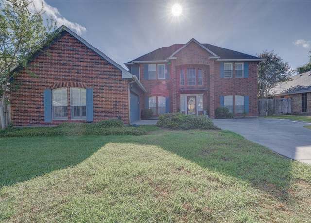 Property at 6218 Strasbourg Dr, Corpus Christi, TX 78414, 4 beds, 2.5 baths