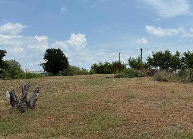 Property at 1323 N Staples St, Corpus Christi, TX 78401
