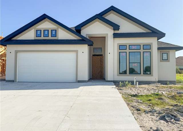 Property at 7633 Roman Dr, Corpus Christi, TX 78414, 4 beds, 3 baths