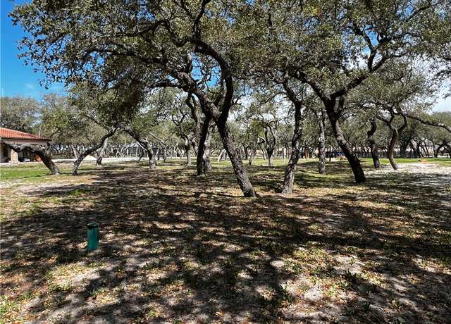Property at 1204 Villas Dr, Fulton, TX 78358