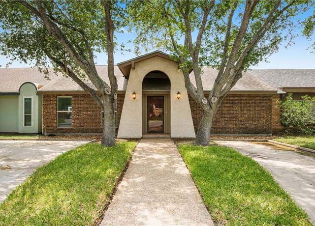 Property at 1913 Rettye Dr, Kingsville, TX 78363, 2 beds, 2 baths