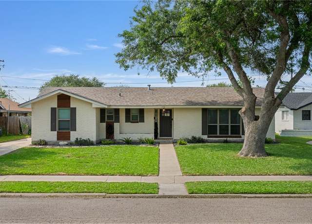 Property at 116 Daniel Moore St, Portland, TX 78374, 3 beds, 2 baths
