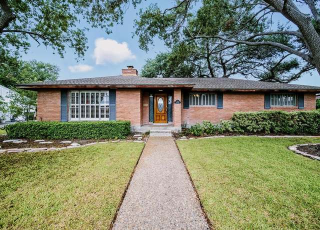 Property at 750 Bradshaw Dr, Corpus Christi, TX 78412, 3 beds, 2 baths