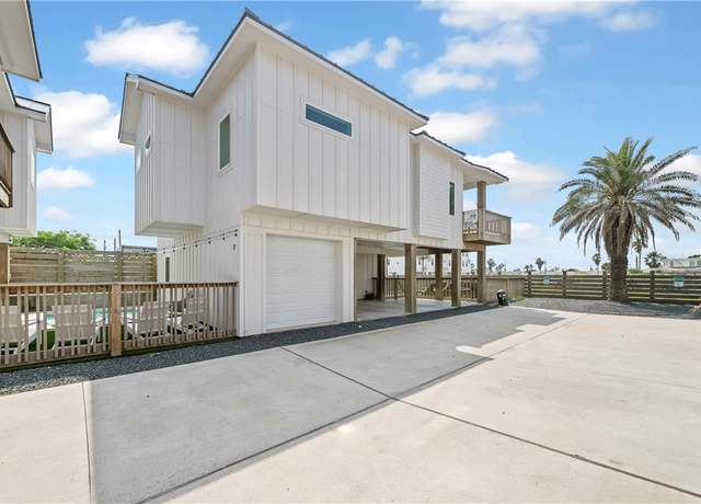 Property at 524 S 12th St Unit F, Port Aransas, TX 78373, 4 beds, 3.5 baths