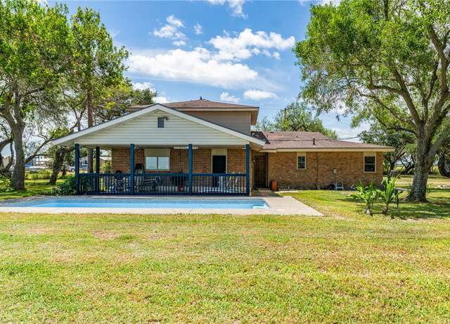 Property at 966 E Fm 628, Riviera, TX 78379, 3 beds, 2 baths