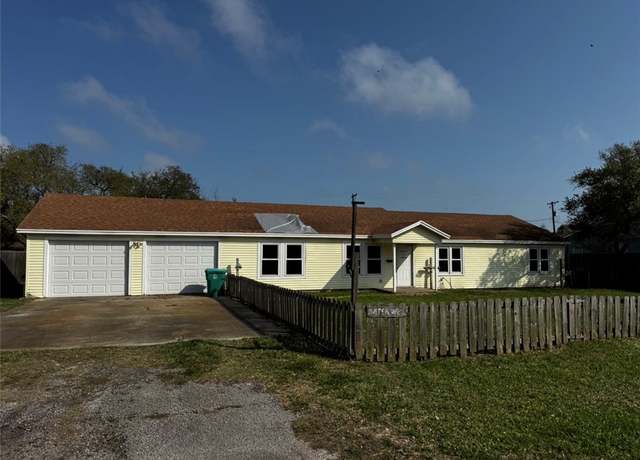 Property at 629 S 9th St, Aransas Pass, TX 78336, 4 beds, 2 baths