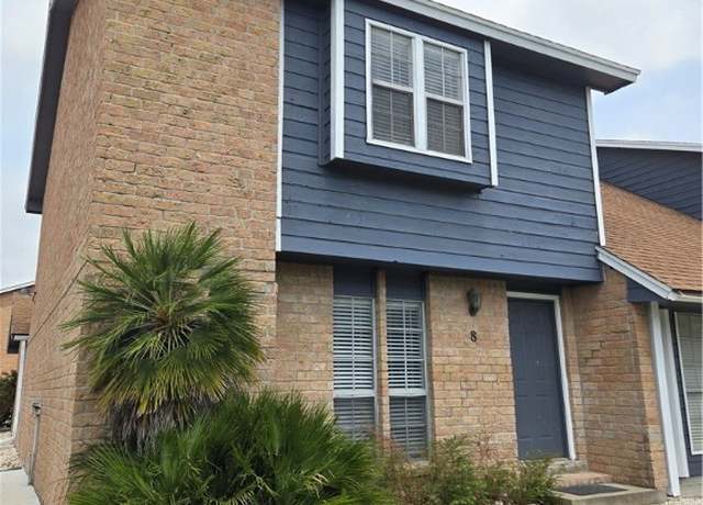 Property at 7130 Everhart Rd #8, Corpus Christi, TX 78413, 2 beds, 2.5 baths