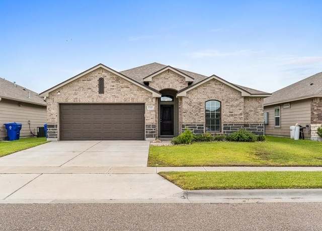 Property at 7717 Pruet Dr, Corpus Christi, TX 78414, 3 beds, 2 baths