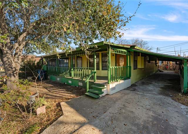 Property at 3073 Reyna St, Corpus Christi, TX 78405, 3 beds, 2 baths
