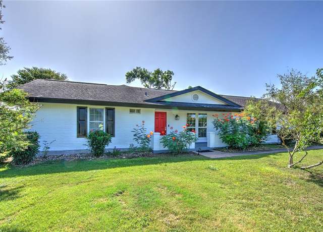 Property at 5372 County Road 73a, Robstown, TX 78380, 3 beds, 2 baths