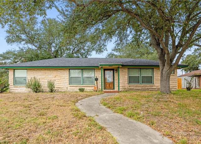 Property at 1553 Melbourne Dr, Corpus Christi, TX 78415, 3 beds, 2.5 baths