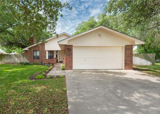 Property at 503 Wendt St, Orange Grove, TX 78372, 3 beds, 2 baths