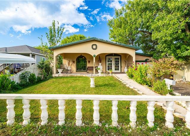 Property at 1509 Dorado St, Corpus Christi, TX 78417, 3 beds, 2 baths