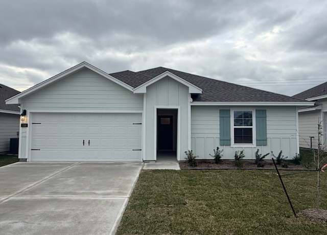 Property at 110 Montego Dr, Rockport, TX 78382, 3 beds, 2 baths