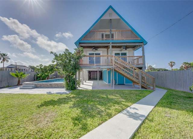 Property at 521 Woodhaven, Ingleside, TX 78362, 3 beds, 2.5 baths