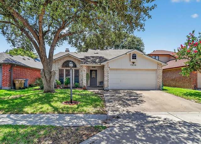 Property at 7609 Stony Brook Dr, Corpus Christi, TX 78413, 3 beds, 2.5 baths