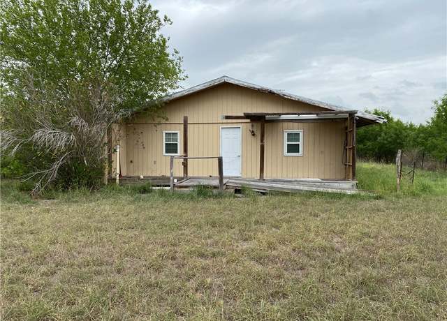 Property at 1082 S Cr 352, Robstown, TX 78380, 2 beds, 1 bath