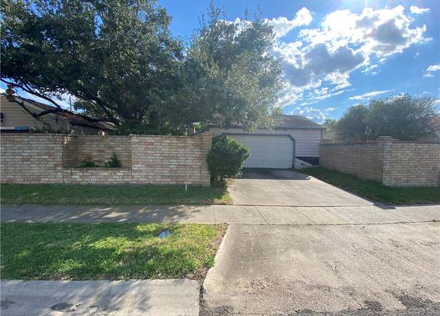 Property at 4521 Sunlight Dr, Corpus Christi, TX 78413, 2 beds, 2 baths
