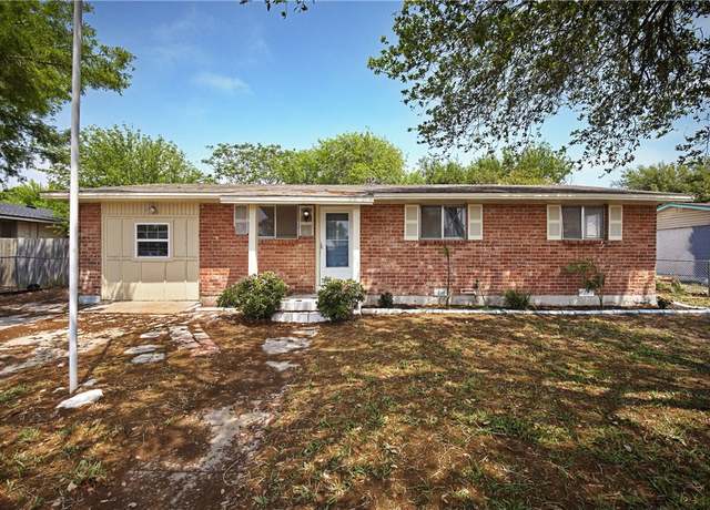 Property at 430 Antares Dr, Corpus Christi, TX 78418, 4 beds, 2 baths