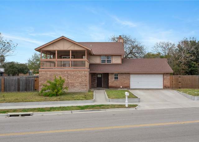 Property at 1776 Frio St, Corpus Christi, TX 78417, 5 beds, 2.5 baths
