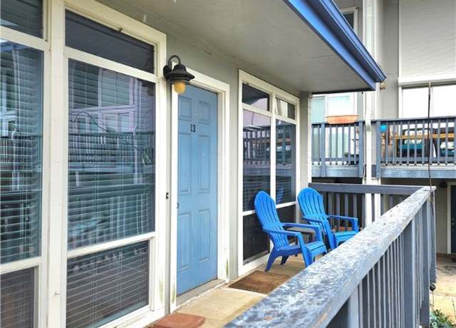 Property at 3402 Ocean Dr #13, Corpus Christi, TX 78411, 2 beds, 2 baths