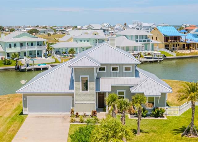 Property at 1041 Fiji Dr, Rockport, TX 78382, 3 beds, 2.5 baths