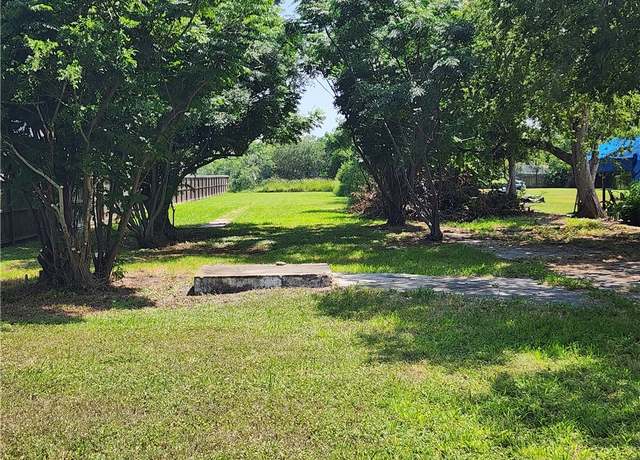 Property at 5101 Curtis Clark Dr, Corpus Christi, TX 78411