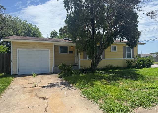 Property at 1222 Nancy St, Corpus Christi, TX 78412, 3 beds, 1 bath