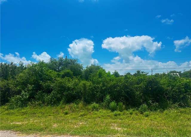 Property at 79 Redfish Dr, Rockport, TX 78382