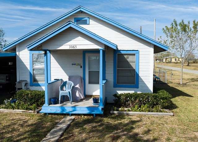 Property at 3065 Mayfield Ave, Ingleside, TX 78362, 2 beds, 1.5 baths