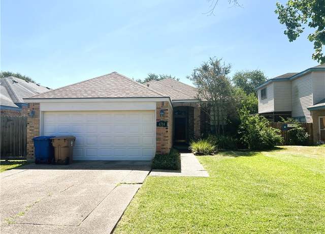 Property at 6714 Northgate Dr, Corpus Christi, TX 78413, 3 beds, 2 baths