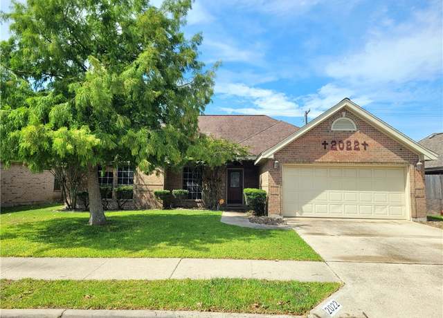 Property at 2022 Jenica Dr, Ingleside, TX 78362, 3 beds, 2 baths