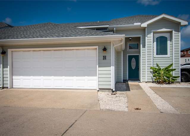 Property at 14858 Granada Dr, Corpus Christi, TX 78418, 3 beds, 2.5 baths