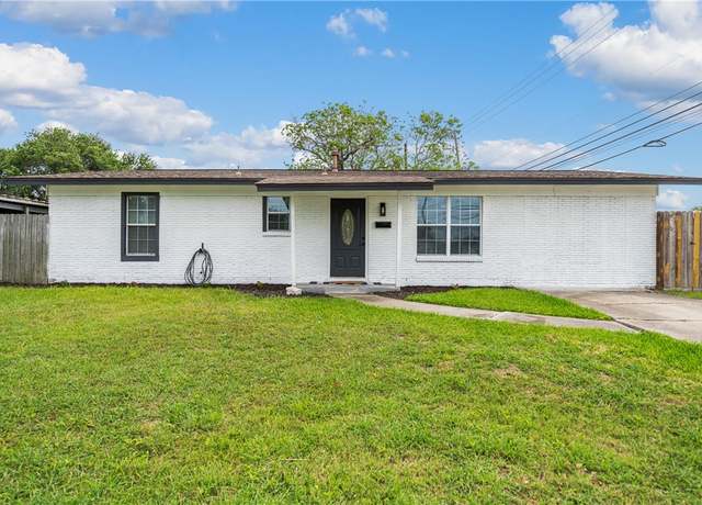 Property at 5801 Lucille Dr, Corpus Christi, TX 78412, 3 beds, 2 baths