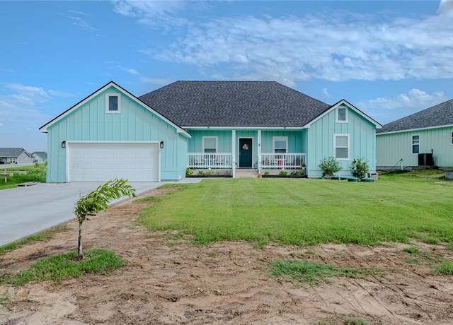 Property at 47 Lake Shore Cir, Rockport, TX 78382, 4 beds, 2.5 baths