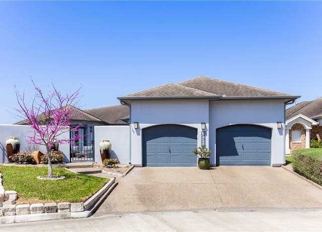 Property at 6114 Garden Ct, Corpus Christi, TX 78414, 4 beds, 3.5 baths