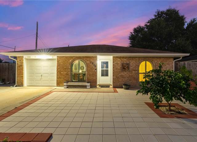 Property at 2806 Ransom Island Dr, Corpus Christi, TX 78418, 2 beds, 1 bath
