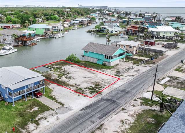 Property at 225 Bayshore Dr, Ingleside On The Bay, TX 78362