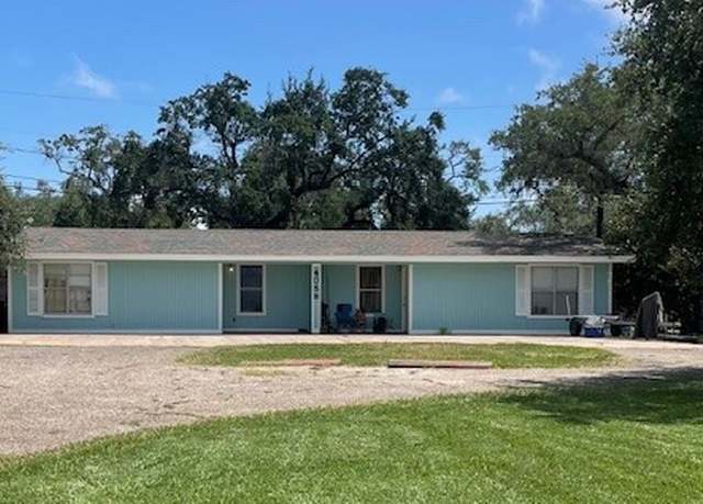 Property at 4058 Loop 1781, Rockport, TX 78382, 4 beds, 2 baths