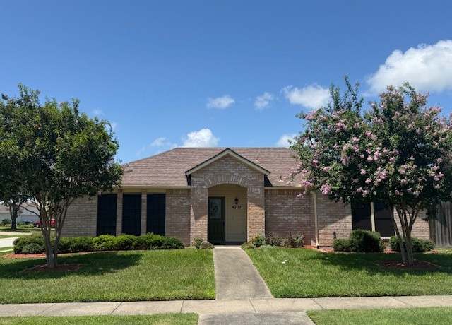 Property at 4202 Wolf Creek Dr, Corpus Christi, TX 78413, 3 beds, 2 baths