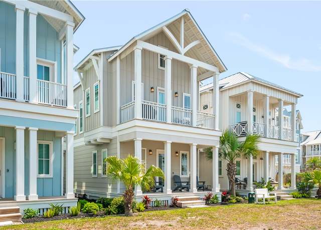 Property at 239 Horse Ln, Port Aransas, TX 78373, 3 beds, 2 baths