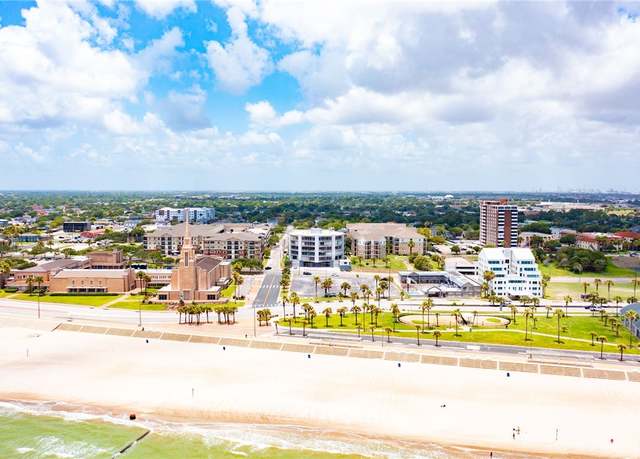Property at 823 S Water St #unit 5d&5e St, Corpus Christi, TX 78401, 3 beds, 3 baths